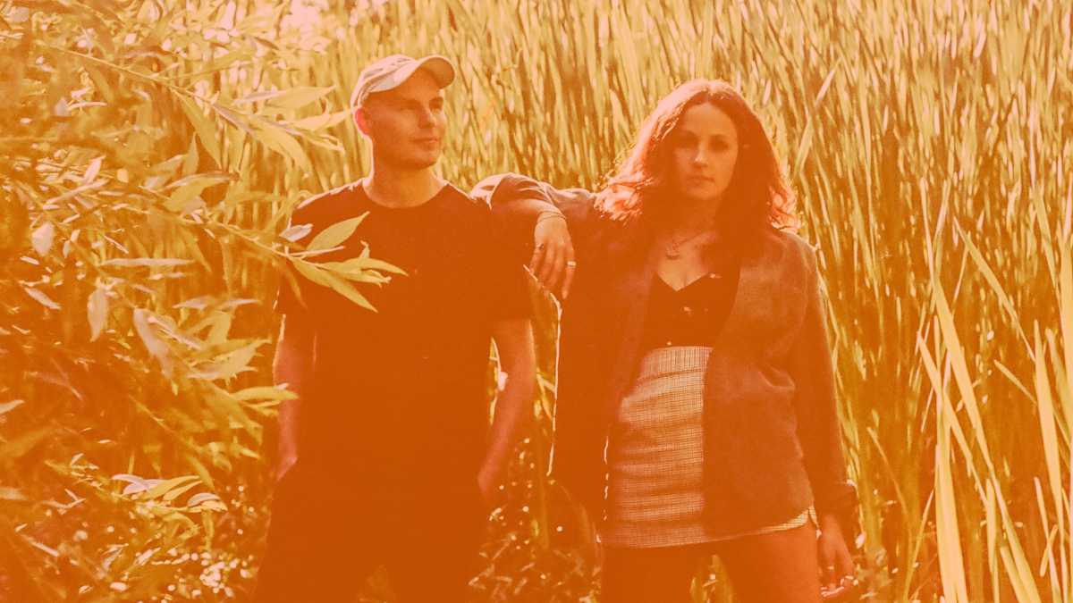Press photo for Sugarfungus featuring Alex Marr & Tess Meckling, cropped and edited for the Rhythm Changes Podcast