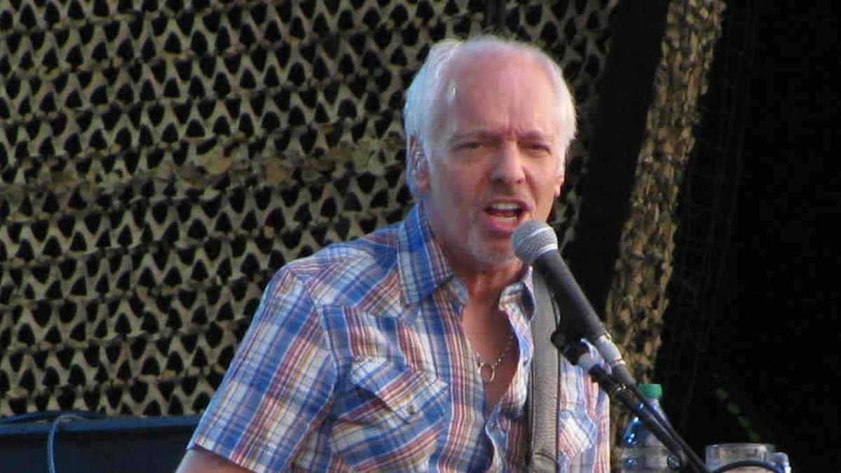 Photo of Peter Frampton, cropped and edited for Rhythm Changes (royalties)